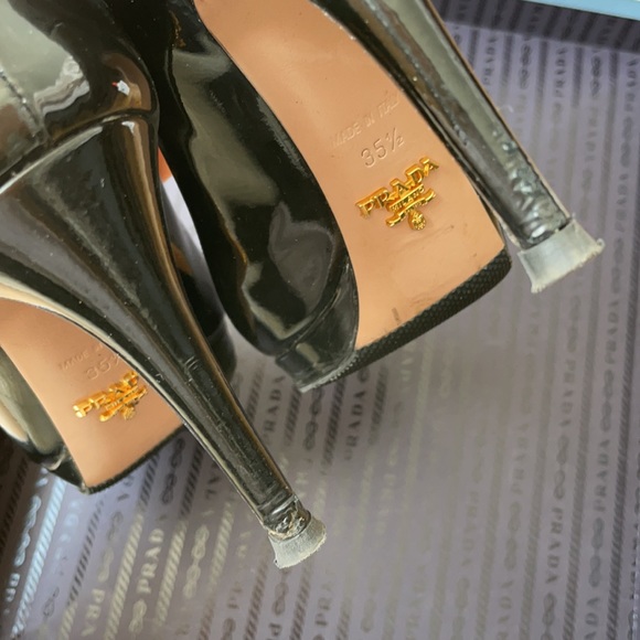 PRADA size35.5 black heels AUTHENTIC